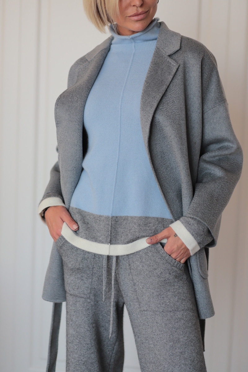 Джемпер из кашемира голубой LND23-15-3047