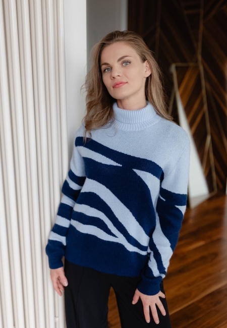 Свитер в полоску с воротником синий LND2023-43-3093