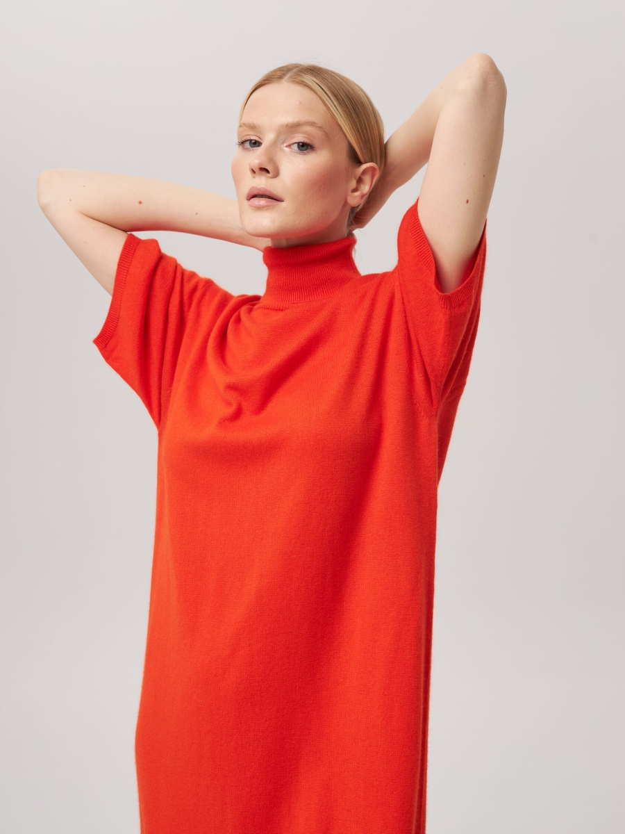 Платье-свитер с коротким рукавом терракотовое L202302-3064