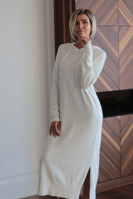 Платье из кашемира с капюшоном белое L202307-3080