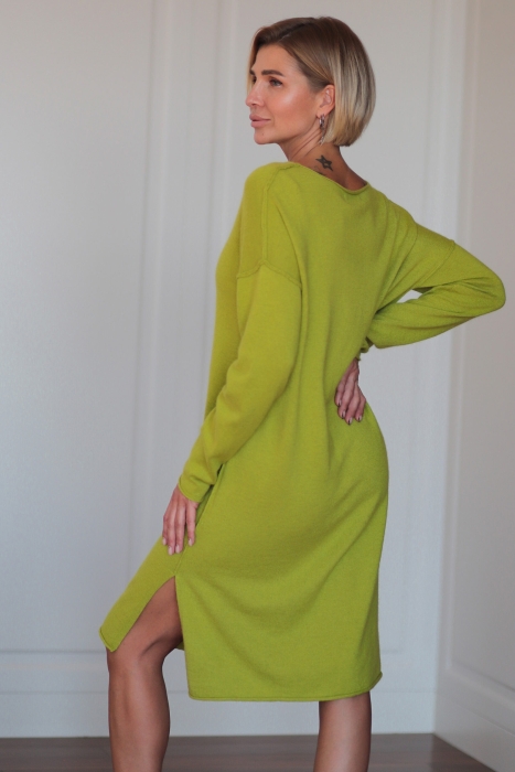 Платье из кашемира с V-образным вырезом лимонное L202304-3018