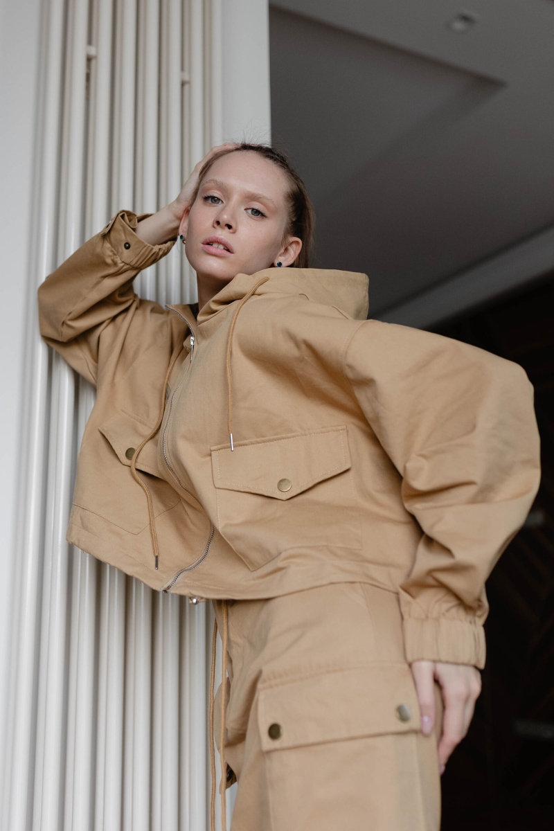 Костюм с карманами бежевый 808-beige