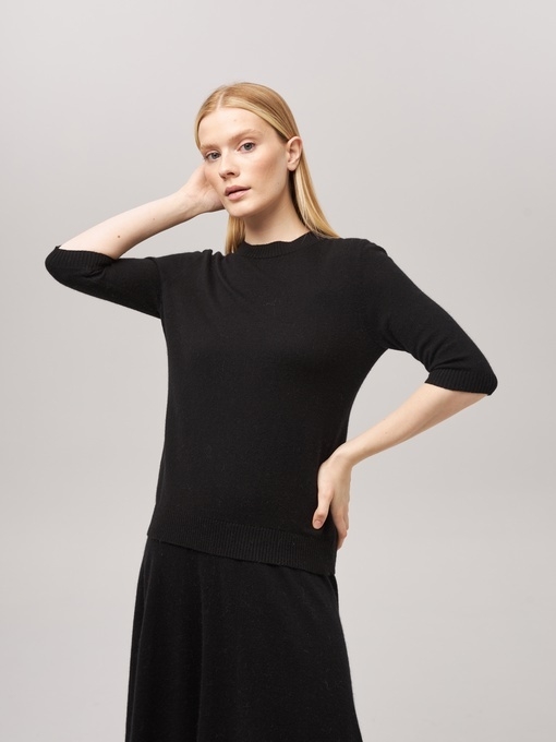 Джемпер с коротким рукавом черный L202308D-3068