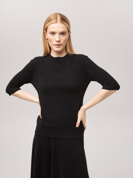 Джемпер с коротким рукавом черный L202308D-3068