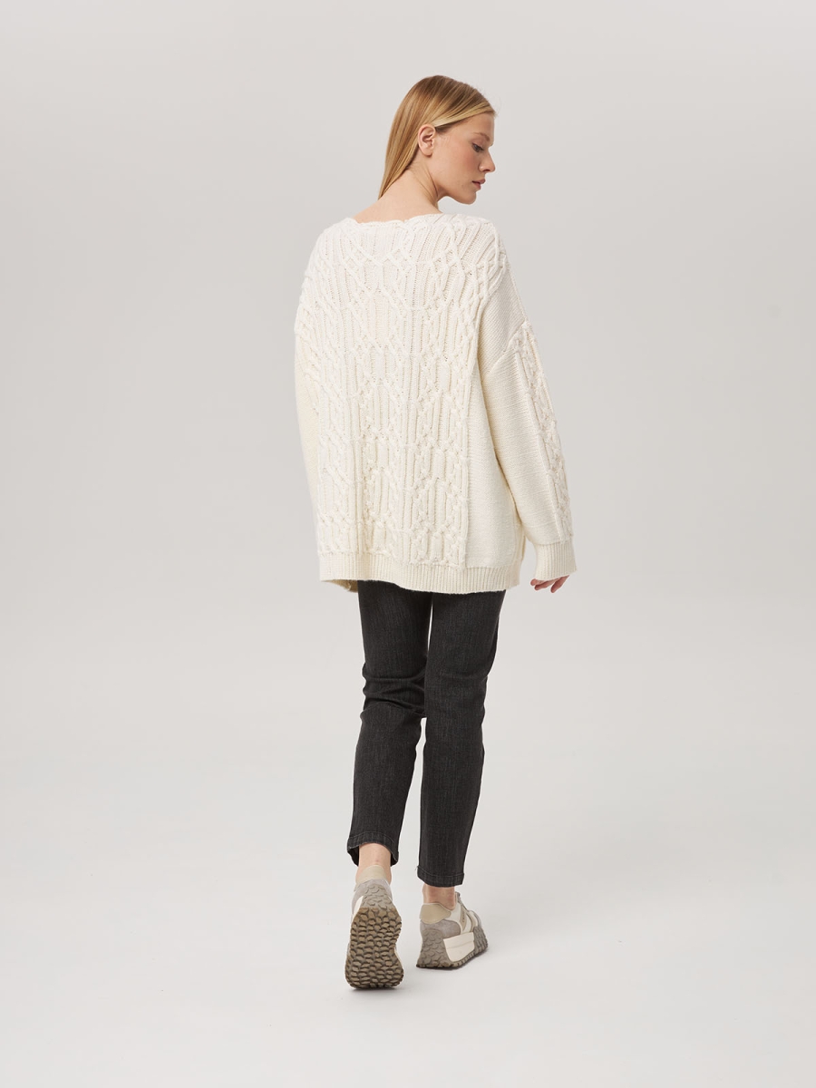 Джемпер оверсайз с косами белый L202316-3080