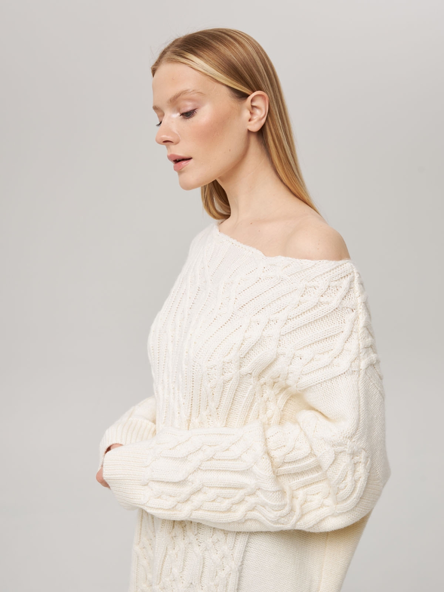 Джемпер оверсайз с косами белый L202316-3080