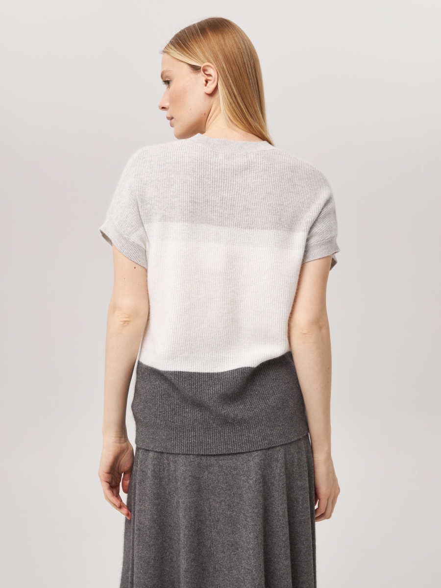 Джемпер с коротким рукавом светло-серый P-006-3079