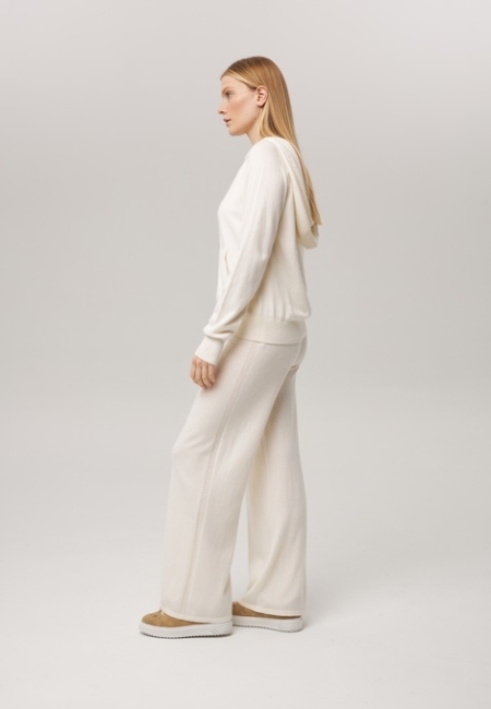 Костюм из кашемира белый L2023011-3080