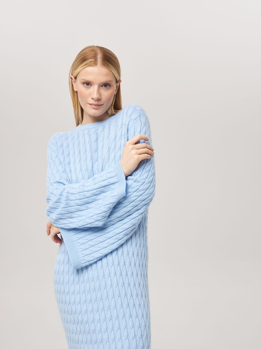 Платье из кашемира с широкими рукавами и косами голубое LND2023-209-3047