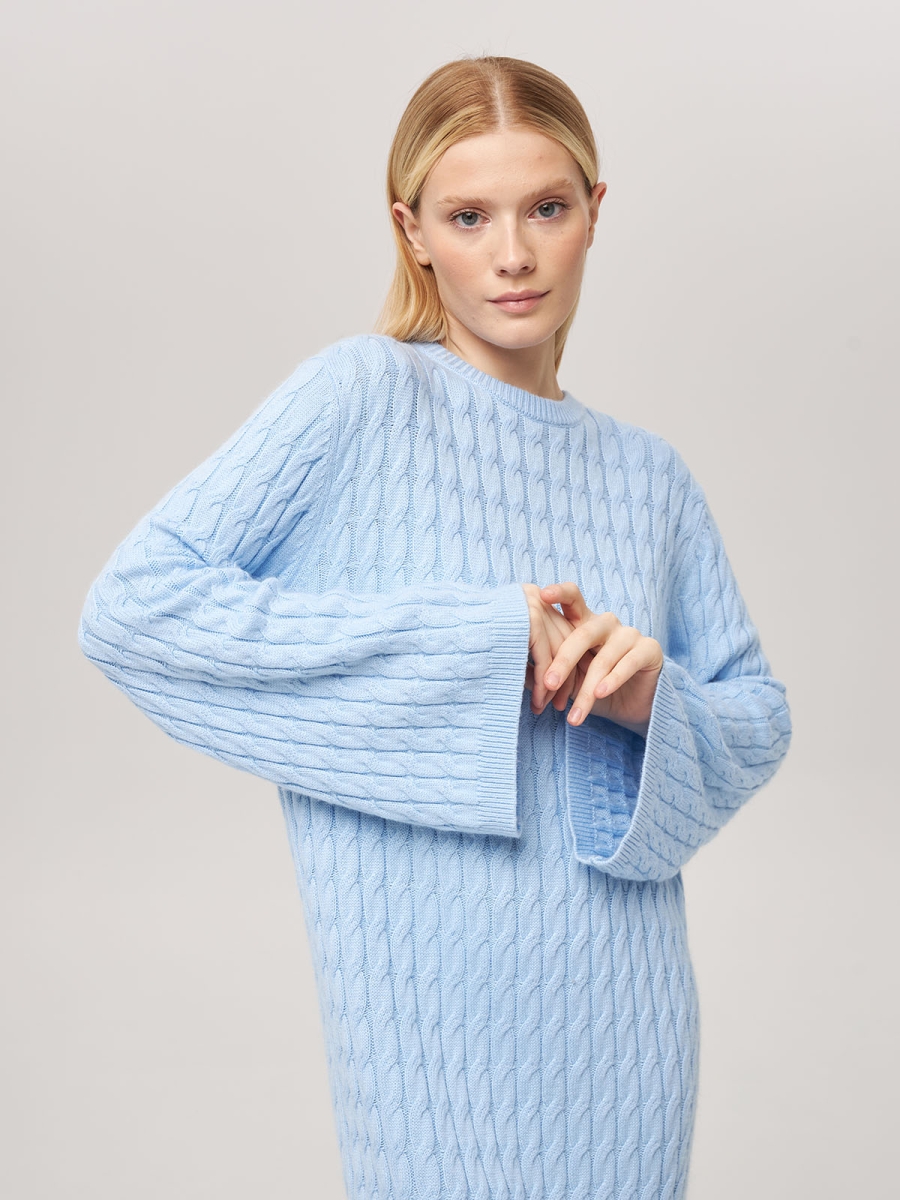 Платье из кашемира с широкими рукавами и косами голубое LND2023-209-3047
