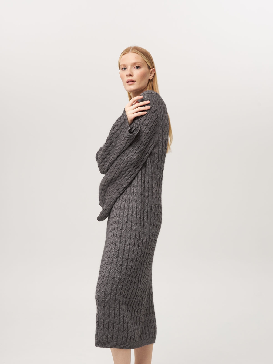Платье из кашемира с широкими рукавами с косами графитовое LND2023-209-3030