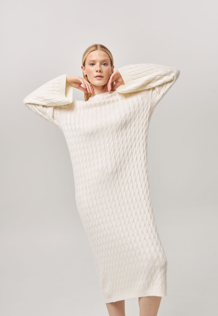 Платье из кашемира с широкими рукавами с косами белое LND2023-209-3080