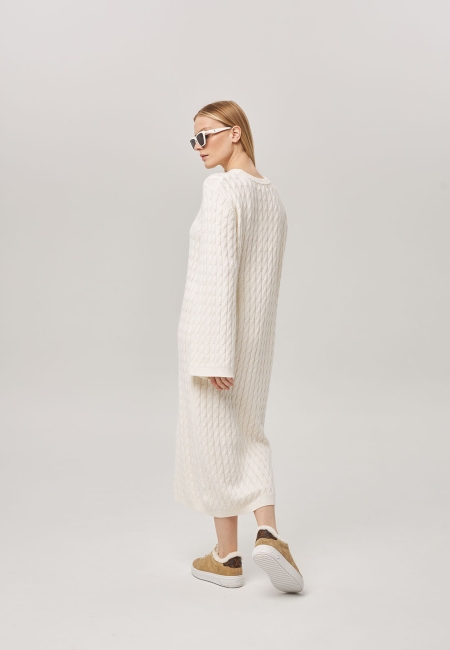 Платье из кашемира с широкими рукавами с косами белое LND2023-209-3080