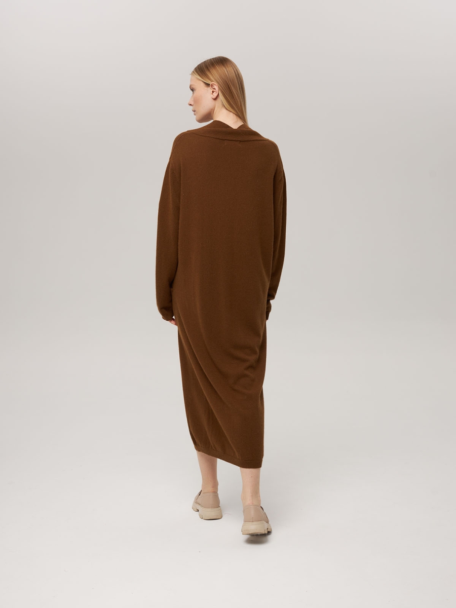 Платье из кашемира с V-образным вырезом коричневое LND2023-97-3036