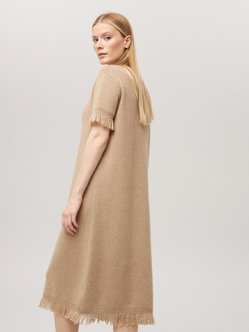 Платье из кашемира с коротким рукавом песочное LND2023-225-3023