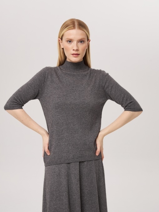 Джемпер с коротким рукавом и воротником графитовый L202308-3030