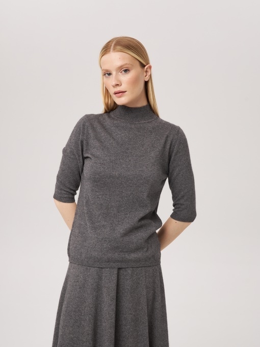 Джемпер с коротким рукавом и воротником графитовый L202308-3030