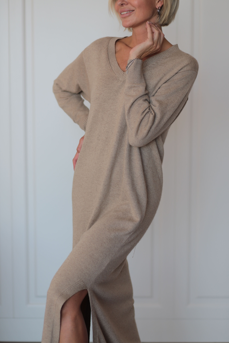 Платье из кашемира с V-образным вырезом розовое L202302-3038