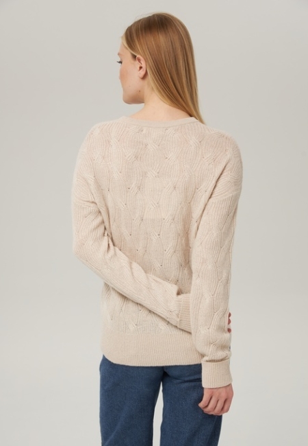Джемпер с косами светло-бежевый P-007-3034