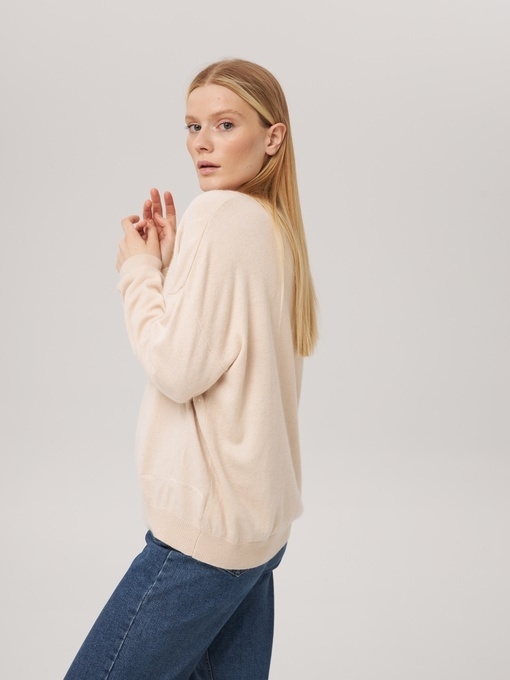 Джемпер с V-образным вырезом светло-бежевый P-008-3034