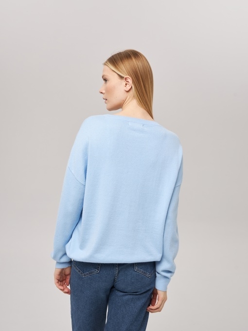 Джемпер с V-образным вырезом голубой P-008-3093