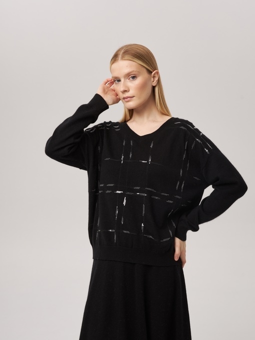 Джемпер с V-образным вырезом черный P-008-3068