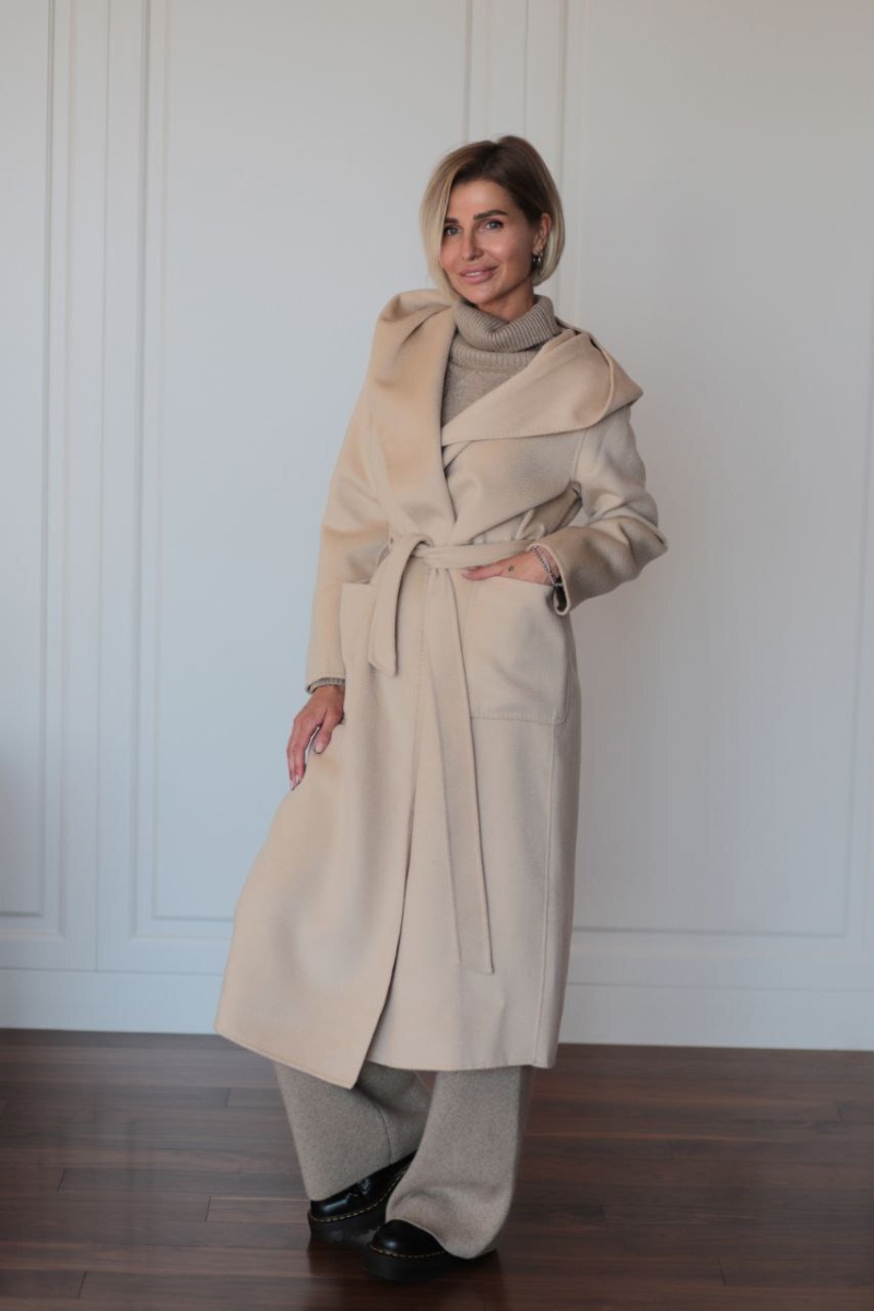 Пальто из кашемира с капюшоном молочное LP005-3080