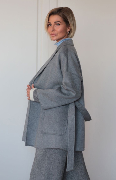 Укороченное пальто из кашемира с карманами серое LP003-3079